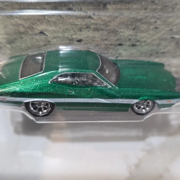 Hot  Wheels Premium 1972 Ford Grand Torino Sport - Picture 3 of 4